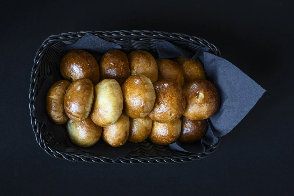 Brioche Buns gefüllt mit Pute Möhren und Lauch